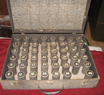 Cylinder record carrying case