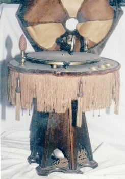 Capitol lamp phonograph with wooden base