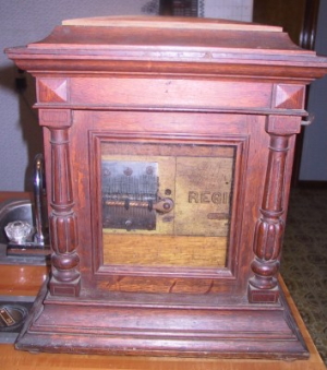 Eleven inch coin-operated Regina