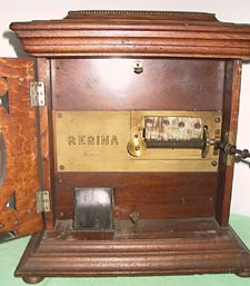  Regina gum vendor, interior