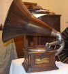 an image of Columbia Graphophone Type BI With Wooden Horn