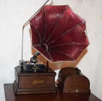 a second thumbnail of Edison Fireside Phonograph with red horn