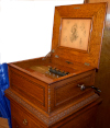 a fifth thumbnail of 15.5 inch Regina music box Style 11